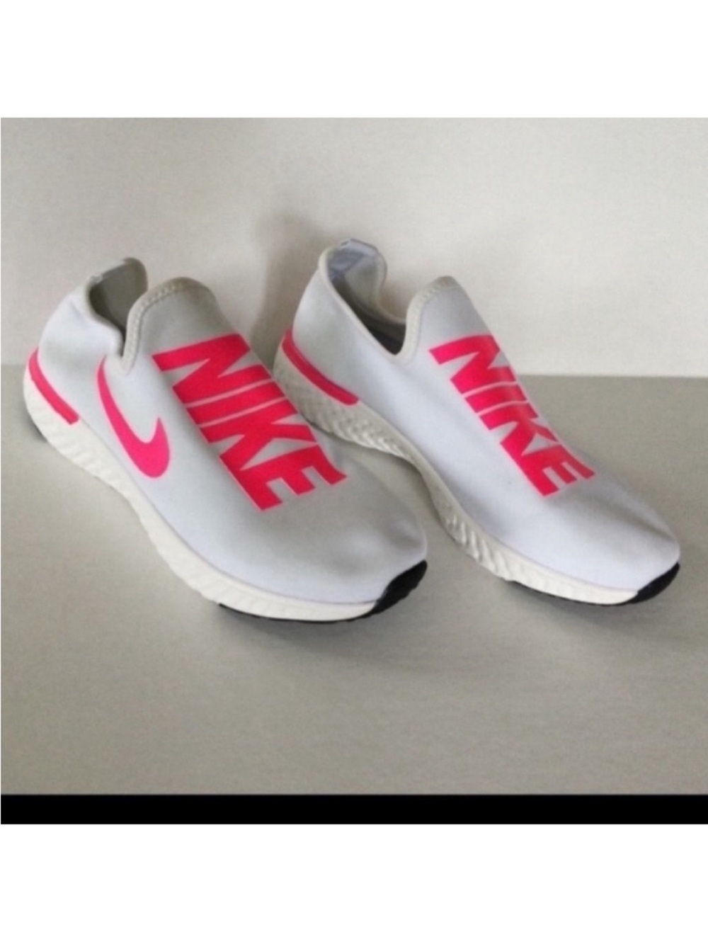 Nike Slip-on Sneakers 8.5